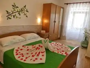 Hrvatska, Lubenice, Apartmani Milenko Lubenice