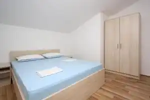 Hrvatska, Novalja, Apartmani Ruža