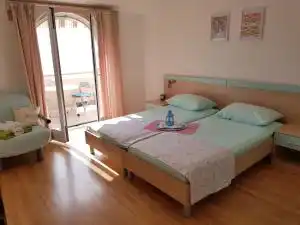 Hrvatska, Jakišnica, Apartmani Bambi